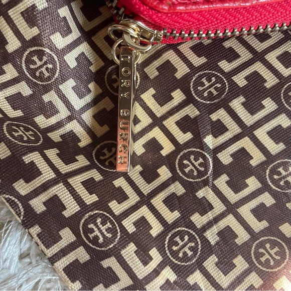 The NEW Tory Burch Bag Hot Pink - Picture 7 of 9